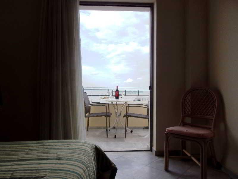 Hotel Atlantica Yakinthos Kato Daratso Exterior foto