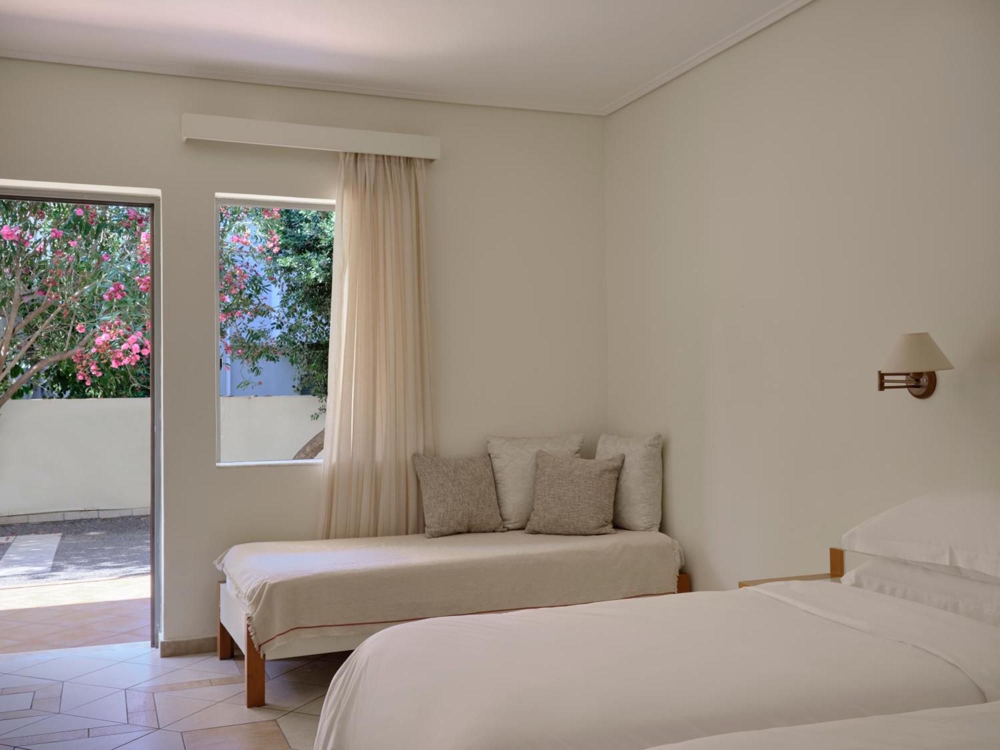 Hotel Atlantica Yakinthos Kato Daratso Exterior foto